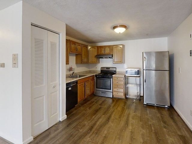 10 Kenmar Dr 41, Billerica, MA 01821