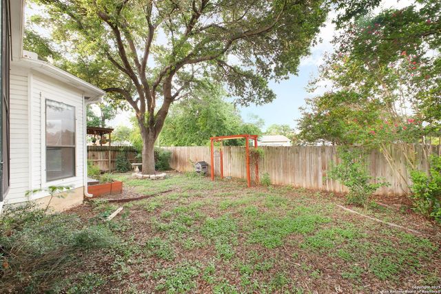 4611 Aspen View, San Antonio, TX 78217