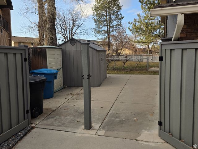 658 W 4150 S, Riverdale, UT 84405