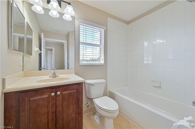 10474 Spruce Pine CT, Fort Myers, FL 33913