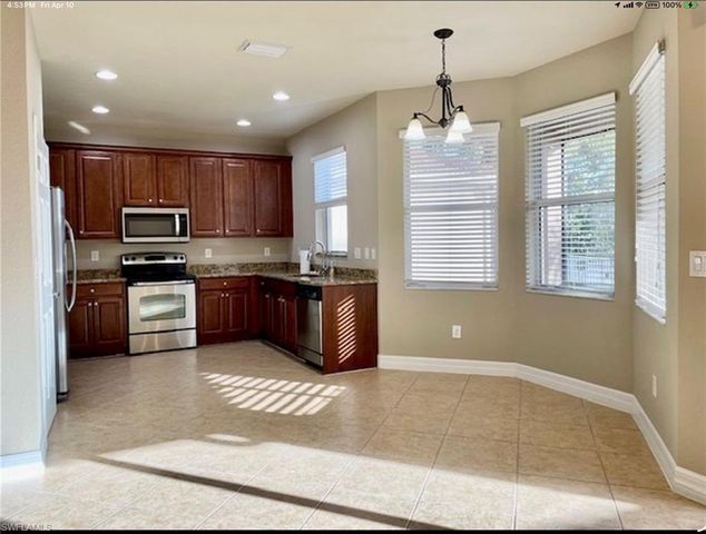 10474 Spruce Pine CT, Fort Myers, FL 33913