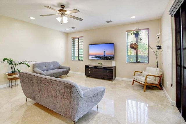 7753 SW 193rd Street, Cutler Bay, FL 33157