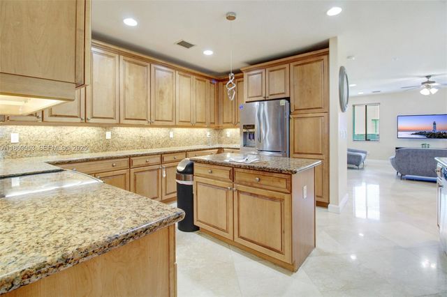 7753 SW 193rd Street, Cutler Bay, FL 33157