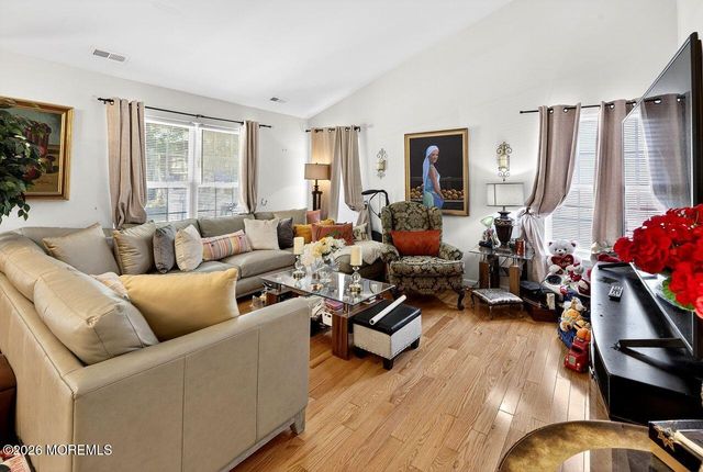 445 S Poplar Avenue, Galloway, NJ 08205