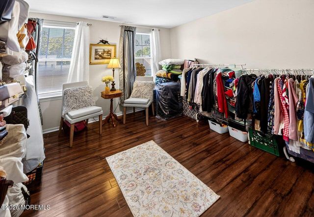 445 S Poplar Avenue, Galloway, NJ 08205