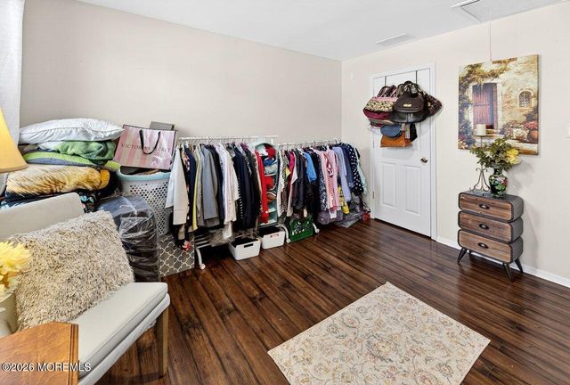 445 S Poplar Avenue, Galloway, NJ 08205