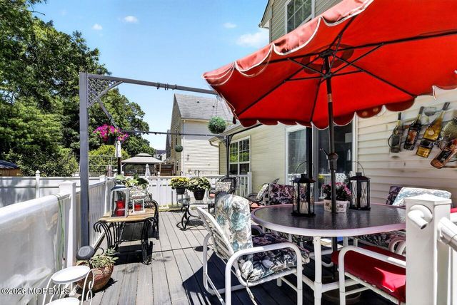 445 S Poplar Avenue, Galloway, NJ 08205