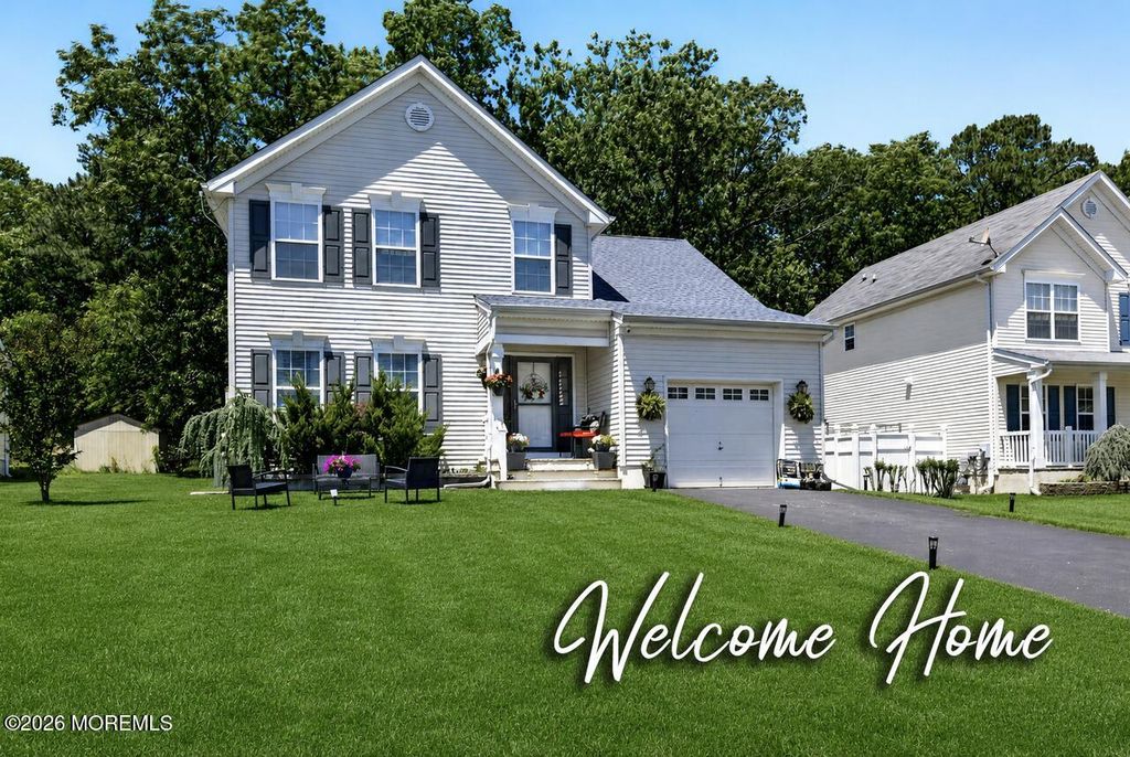 445 S Poplar Avenue, Galloway, NJ 08205