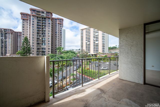 98-500 Koauka Loop 5K, Aiea, HI 96701