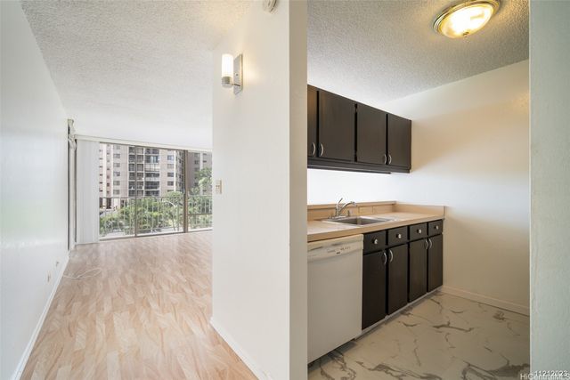 98-500 Koauka Loop 5K, Aiea, HI 96701