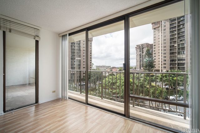 98-500 Koauka Loop 5K, Aiea, HI 96701