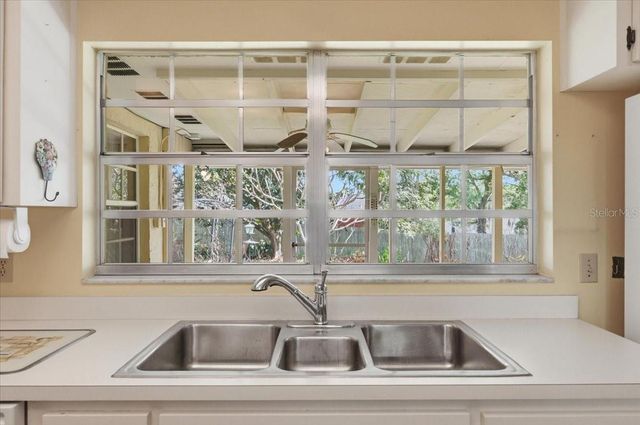 1911 MICHELLE LANE, Lakeland, FL 33813