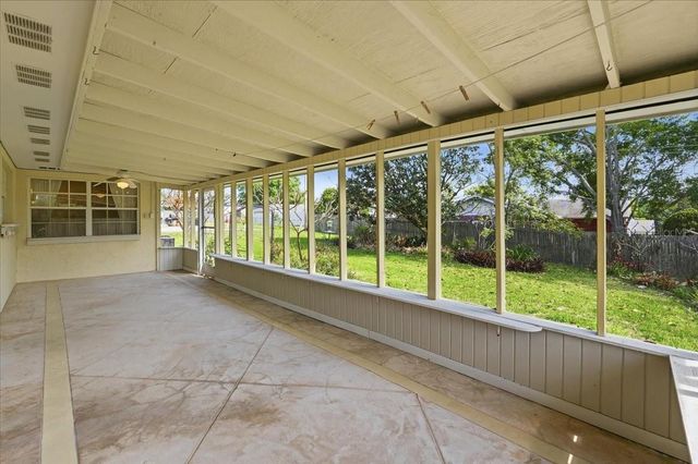 1911 MICHELLE LANE, Lakeland, FL 33813