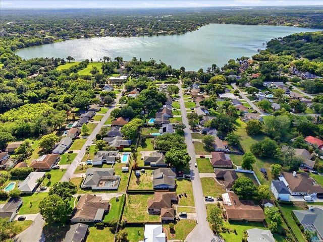 1911 MICHELLE LANE, Lakeland, FL 33813