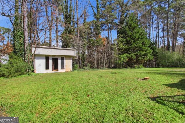 860 Regency Court, Lawrenceville, GA 30044