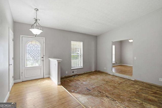 860 Regency Court, Lawrenceville, GA 30044