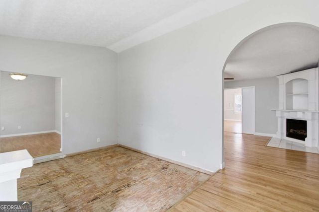 860 Regency Court, Lawrenceville, GA 30044