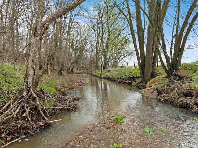 32391 Case Road, Hermann, MO 65041