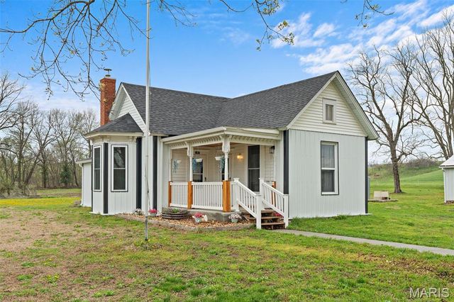 32391 Case Road, Hermann, MO 65041