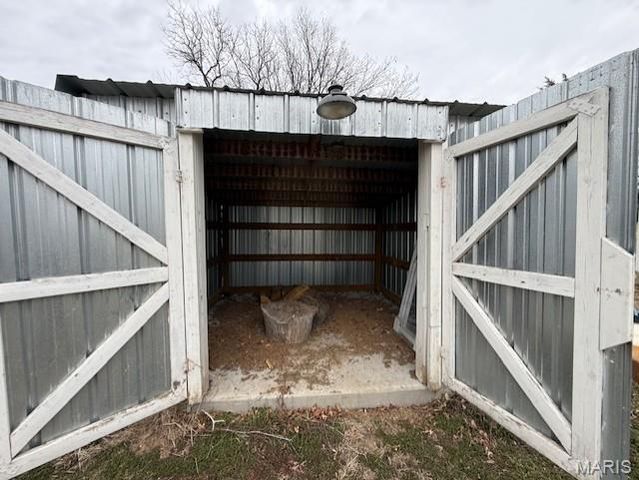 32391 Case Road, Hermann, MO 65041