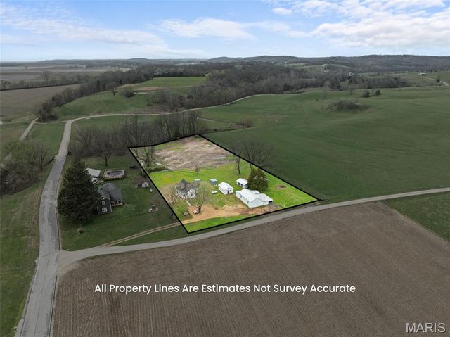 32391 Case Road, Hermann, MO 65041