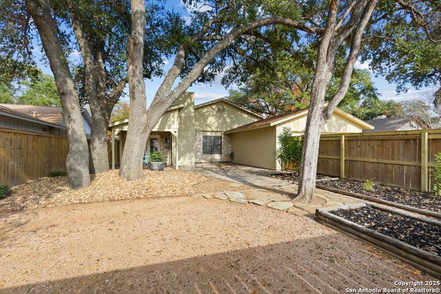 13731 Castle Grove Dr., San Antonio, TX 78231