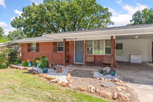 502 W Scenic Drive, North Little Rock, AR 72118