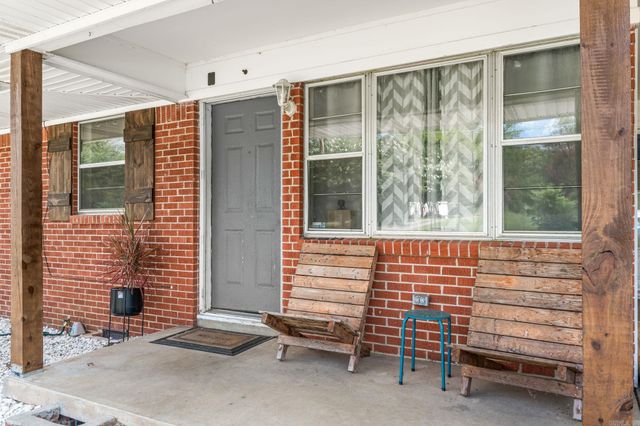 502 W Scenic Drive, North Little Rock, AR 72118