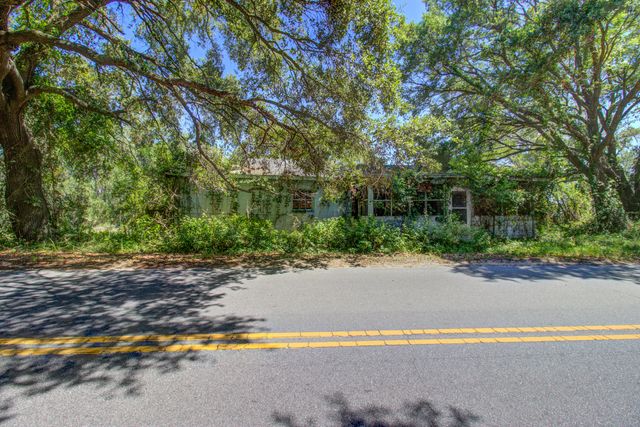2107 Sol Legare Road, Charleston, SC 29412