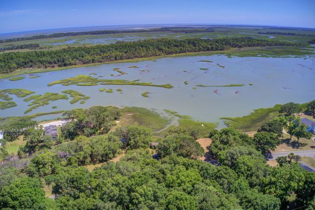 2107 Sol Legare Road, Charleston, SC 29412