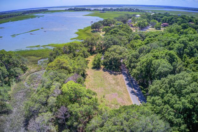 2107 Sol Legare Road, Charleston, SC 29412