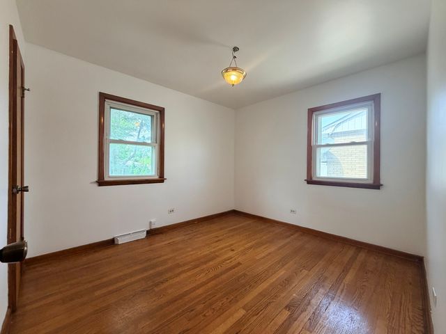 128 N YORK Road, Bensenville, IL 60106