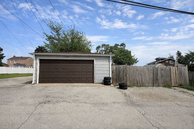 128 N YORK Road, Bensenville, IL 60106