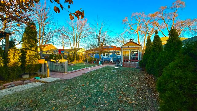 128 N YORK Road, Bensenville, IL 60106