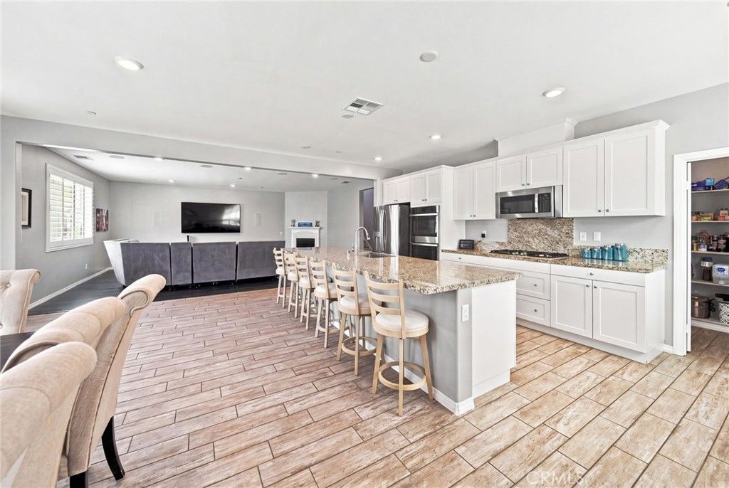 26165 Plumcot Drive, Corona, CA 92883 — photo 4
