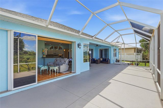 758 PLANTERS MANOR WAY, Bradenton, FL 34212