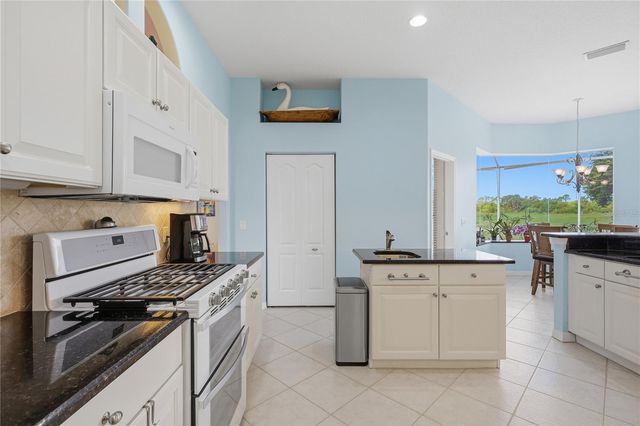 758 PLANTERS MANOR WAY, Bradenton, FL 34212