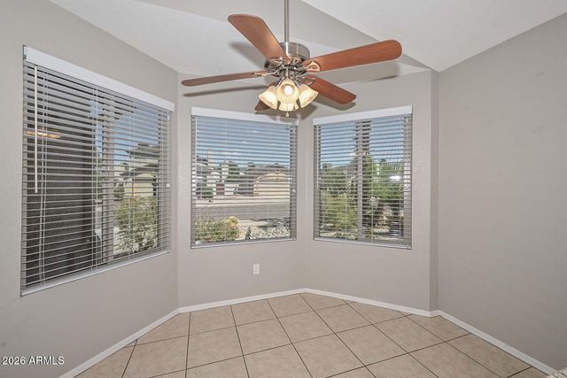 3125 E SIESTA Lane, Phoenix, AZ 85050