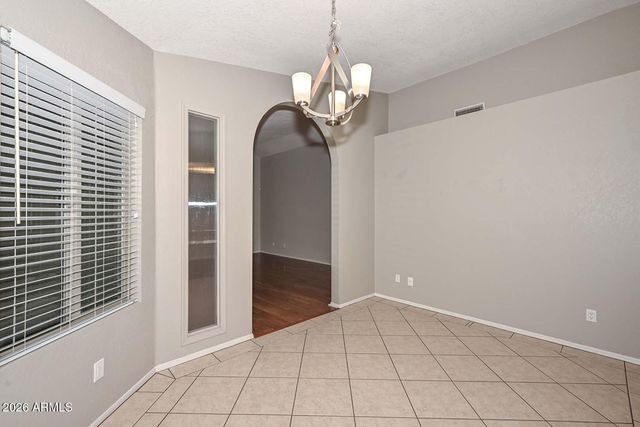 3125 E SIESTA Lane, Phoenix, AZ 85050