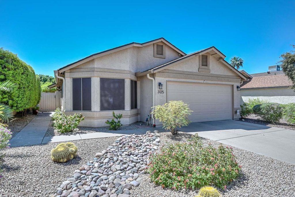3125 E SIESTA Lane, Phoenix, AZ 85050