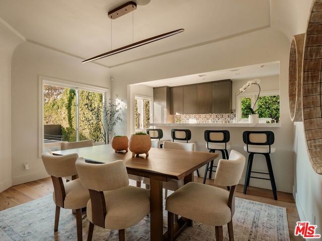 430 N Flores Street, Los Angeles, CA 90048