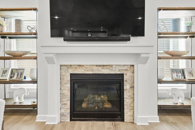 7652 Gateway Boulevard, Powell, OH 43065
