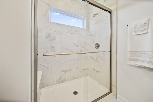 7652 Gateway Boulevard, Powell, OH 43065