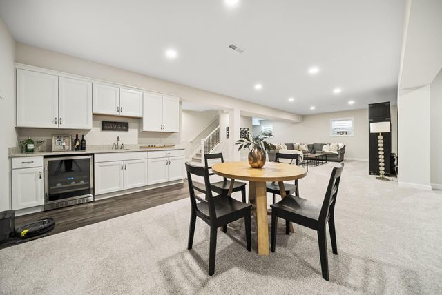 7652 Gateway Boulevard, Powell, OH 43065