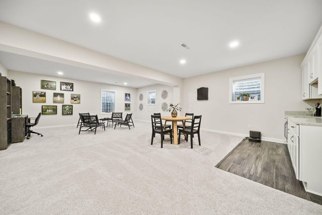 7652 Gateway Boulevard, Powell, OH 43065