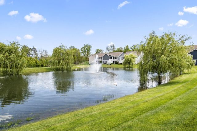 7652 Gateway Boulevard, Powell, OH 43065