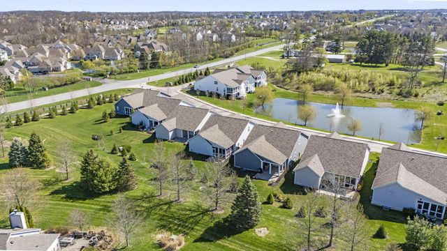 7652 Gateway Boulevard, Powell, OH 43065