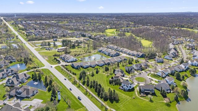 7652 Gateway Boulevard, Powell, OH 43065
