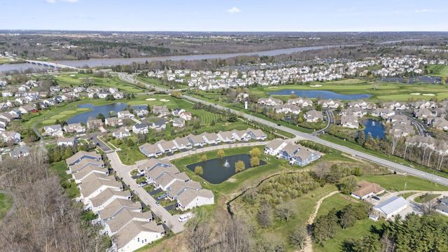 7652 Gateway Boulevard, Powell, OH 43065
