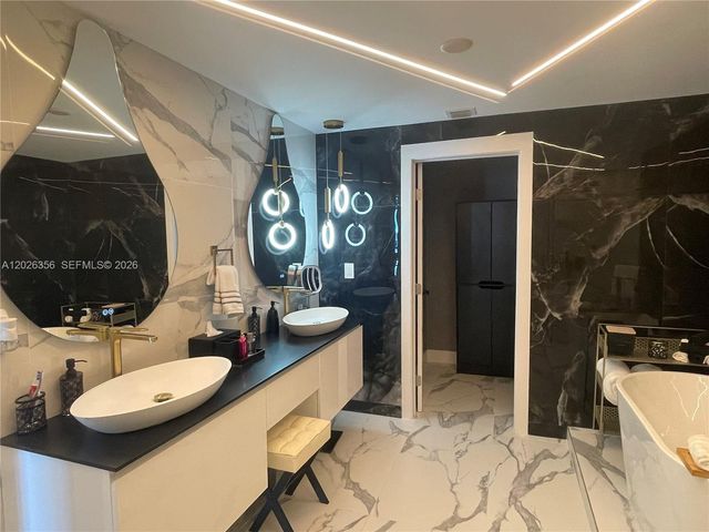 3101 S Ocean Dr 1707, Hollywood, FL 33019